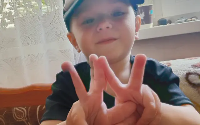 Pomôžme Laryse z Ukrajiny zabezpečiť deťom základné potreby a pokojnejší život