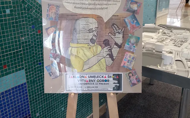 Pomôžte vystaviť detskú tvorbu tak, ako si deti zaslúžia