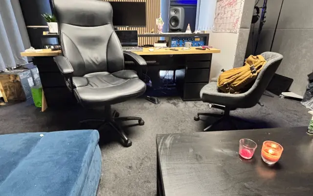 Behind the scenes access