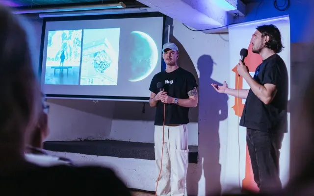 Komentovaná prehliadka festivalu Vlny