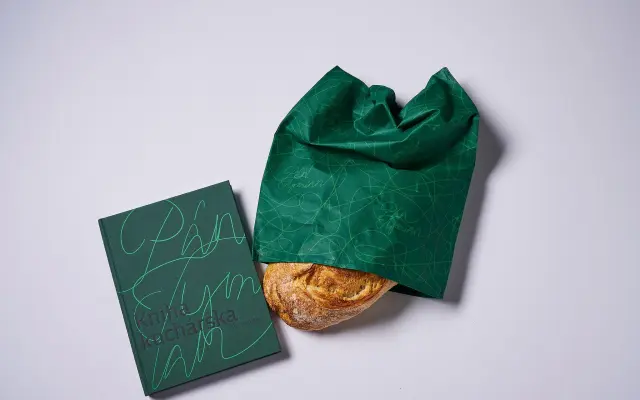 Kniha kuchárska + voskové vrecko