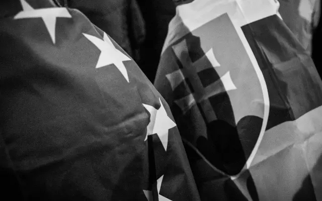 Fotokniha Nebudeme ticho!