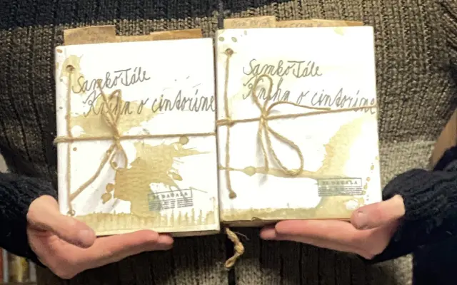 2x Kniha o cintoríne s CD – jedna domov a druhá ako darček