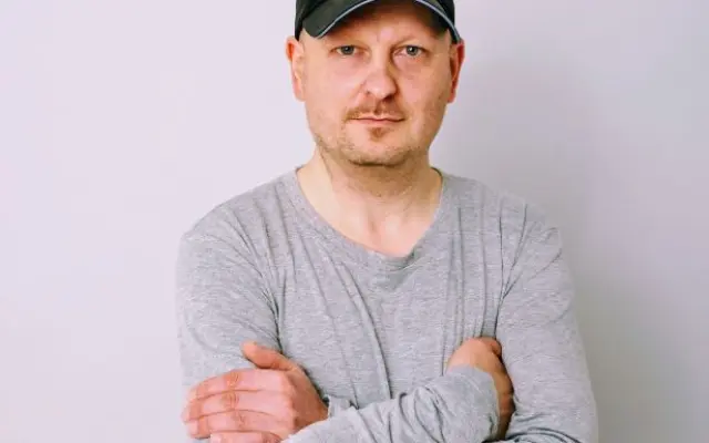 Dobrí pocit keď budete môcť sledovať videoklip Wounded Heart