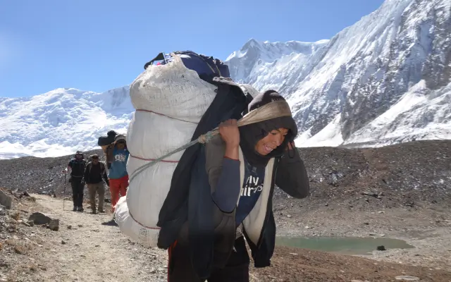 Dobrý pocit + pohľadnica z Nepálu
