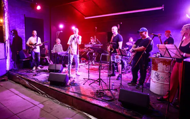 1 x GENÉZA LIVE koncert pre Vás