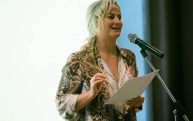 Tréning “Profesionálna ľudskosť - tri postoje, ktoré menia hru”