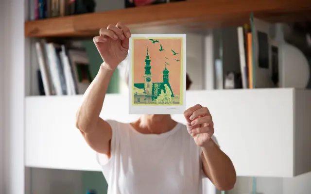 Mini-grafika výtvarníka J. Juhaniaka pre mecenáša B. Štiavnice