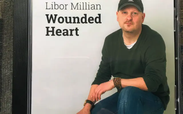 CD Singels Libor Milian-Wounded Heart s Autograph