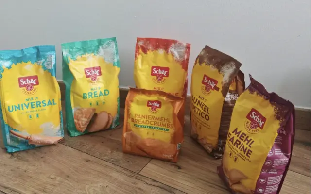 Bezlepkový balíček - získajte knihu Malou vidličkou 2  a praktický balíček – s múkou, strúhankou a ďalšími ingredienciami.