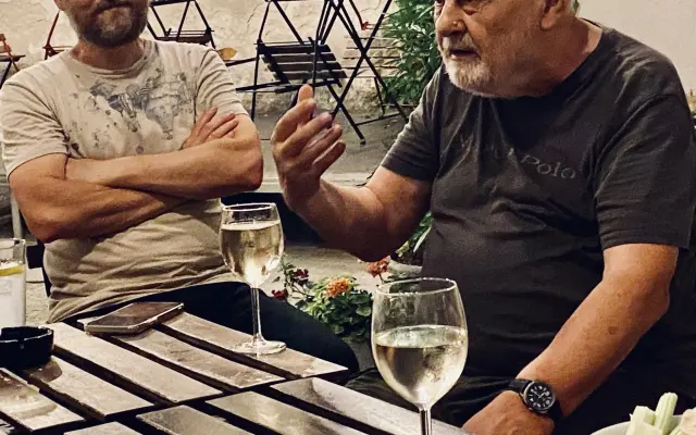 Brunch s básnikom Ivanom Štrpkom a vydavateľom Petrom Milčákom v Bratislave