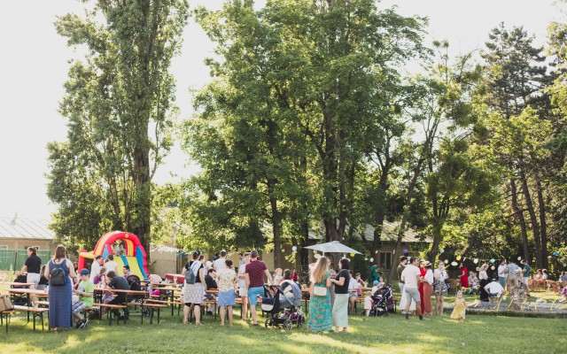 Chcem pomôcť Kolégiu a prísť na Kolégium Garden Party – rodina