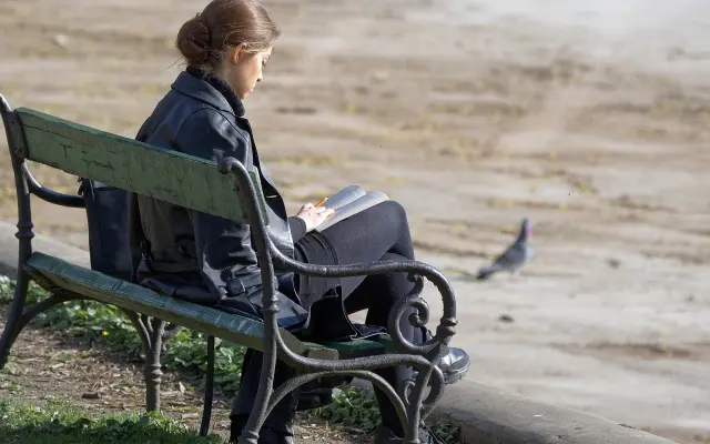 5xkniha alebo s touto knihou nie si sám