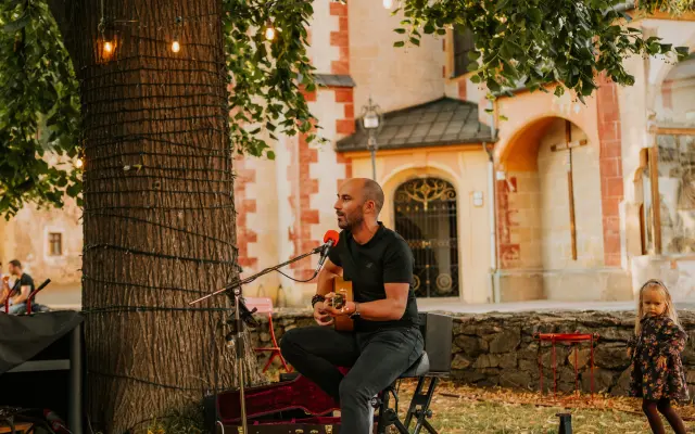 Súkromný koncert (bez kroja) u teba doma