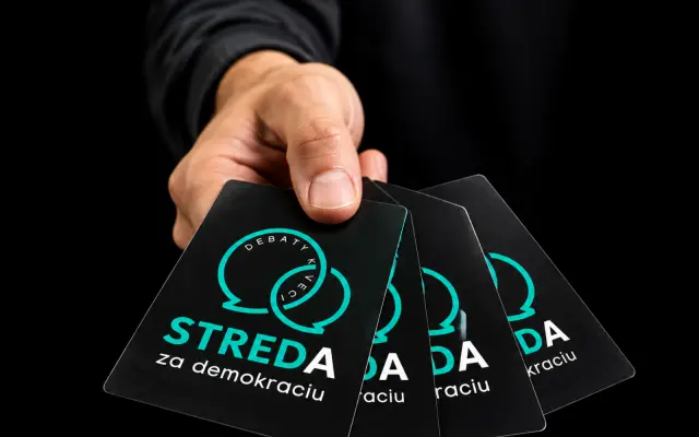 4× osobná pozvánka na diskusiu a niečo navyše
